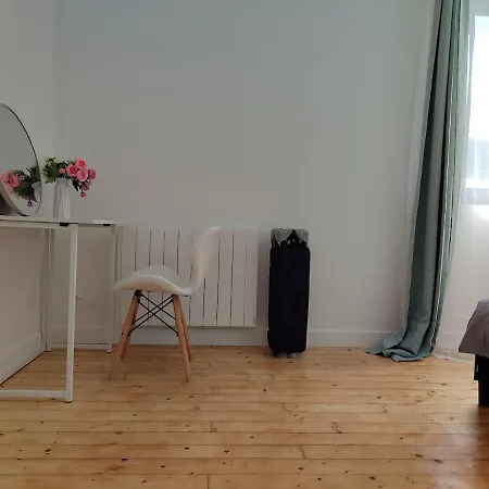 Entire - Centre - 36 Elena Hébergement de vacances