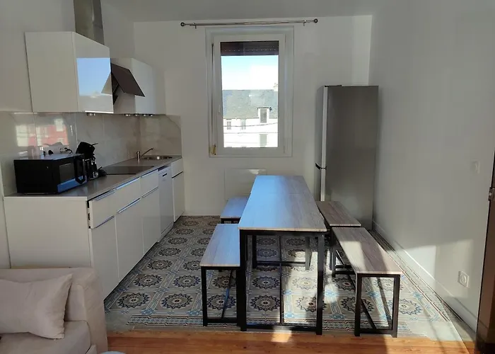 Entire - Centre - 36 Elena